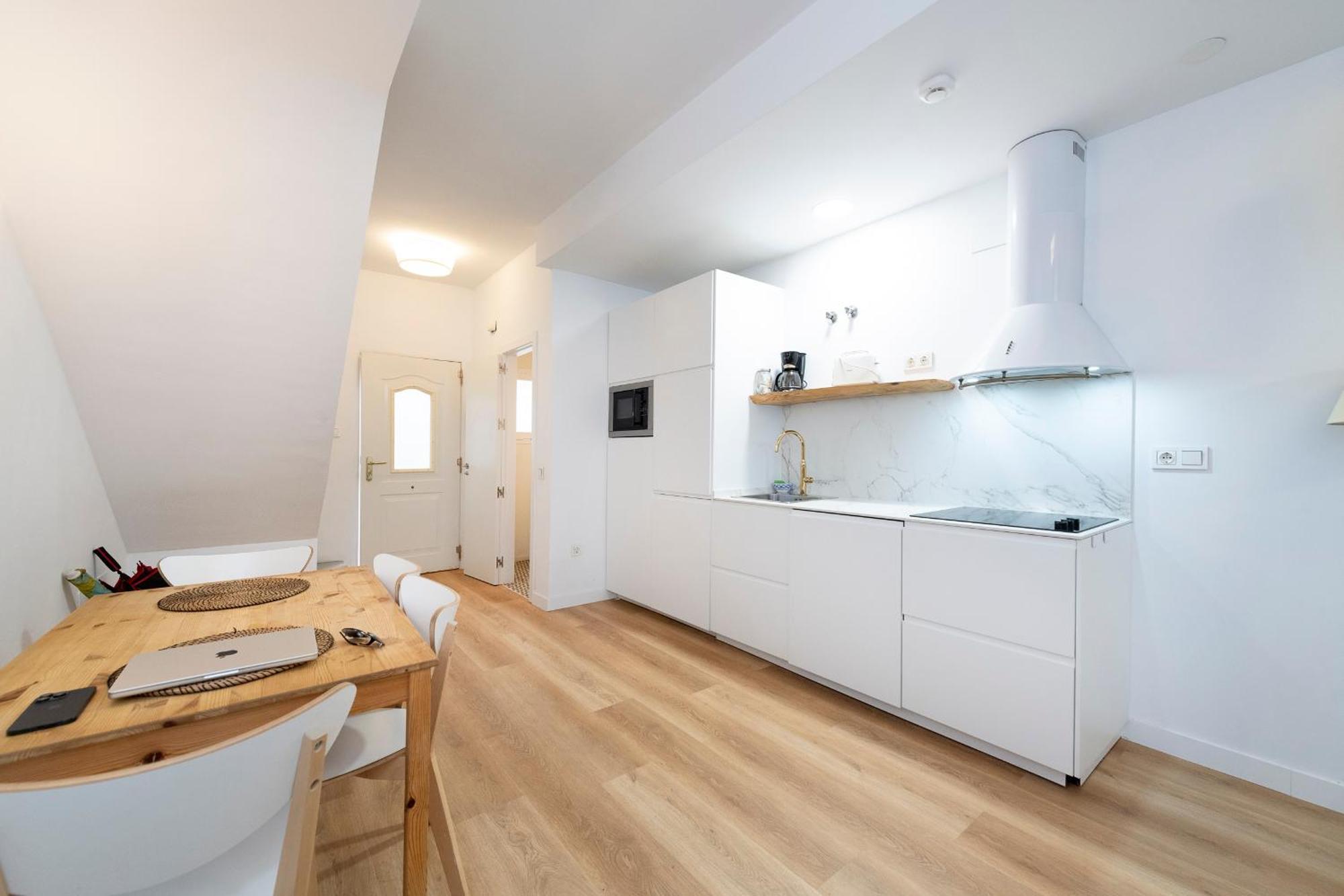Duplex Victoria By Dossan Apartment มาลากา ภายนอก รูปภาพ